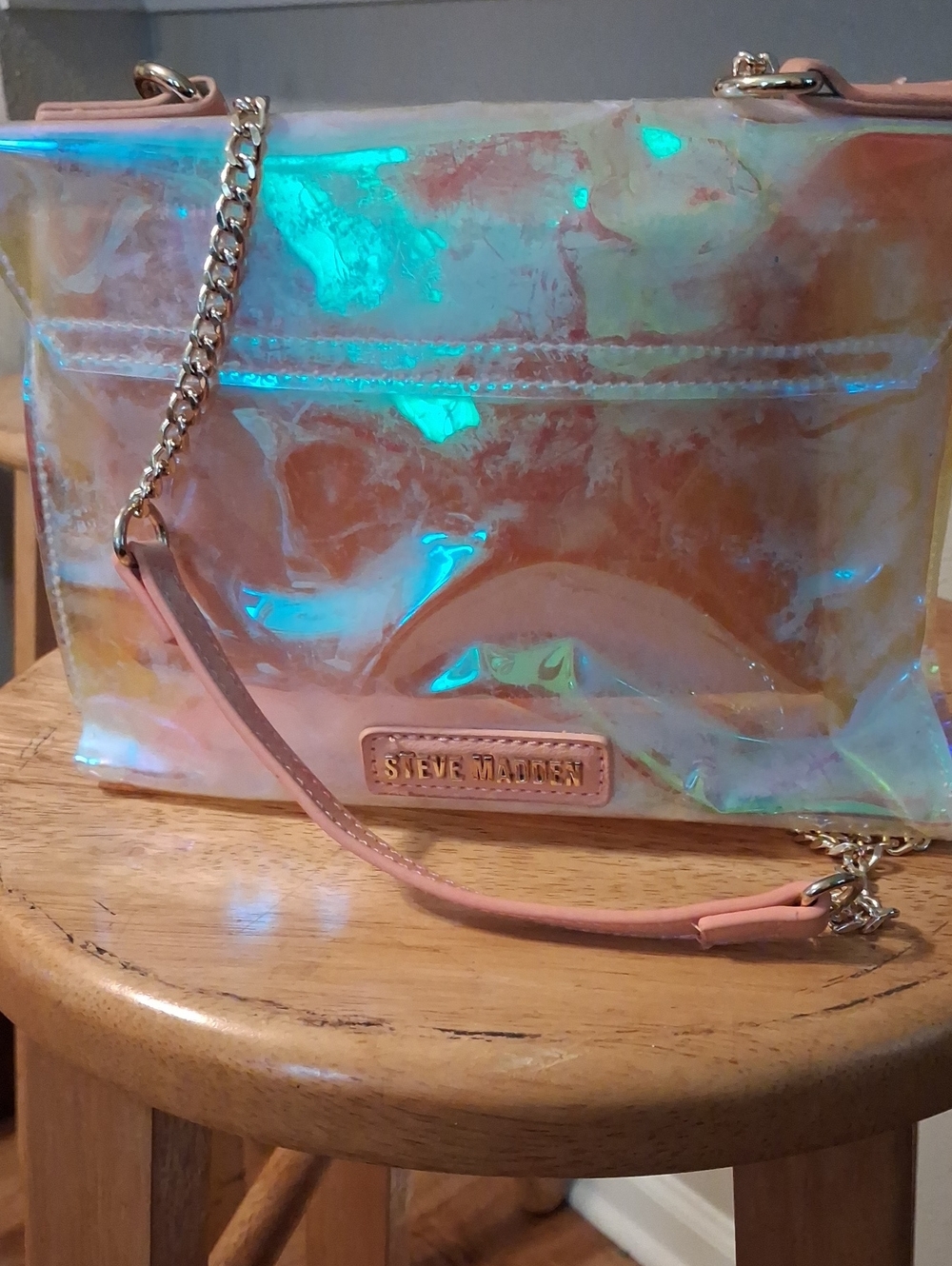 Steve Madden Holographic Pink Crossbody with Gold Chain